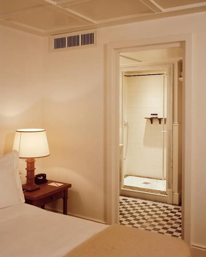 Chateau Voltaire 5*