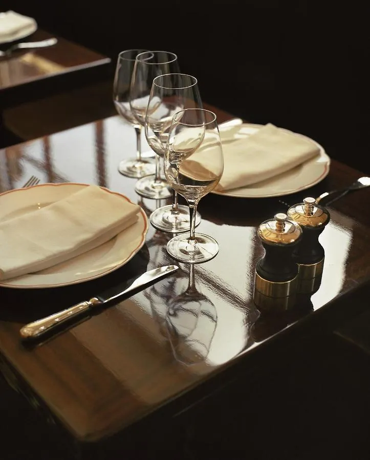 Chateau Voltaire 5* París